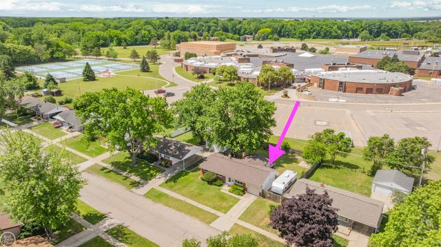42251 BETLEY Drive, Sterling Heights, MI 48313