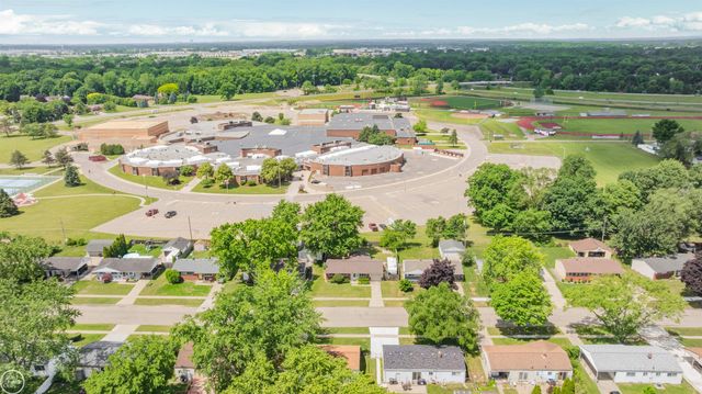 42251 BETLEY Drive, Sterling Heights, MI 48313