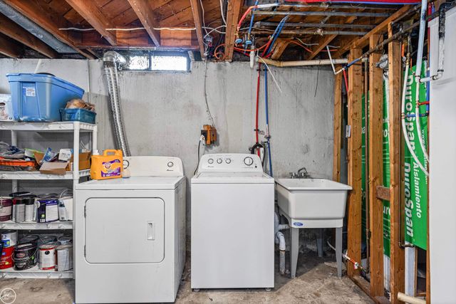 42251 BETLEY Drive, Sterling Heights, MI 48313