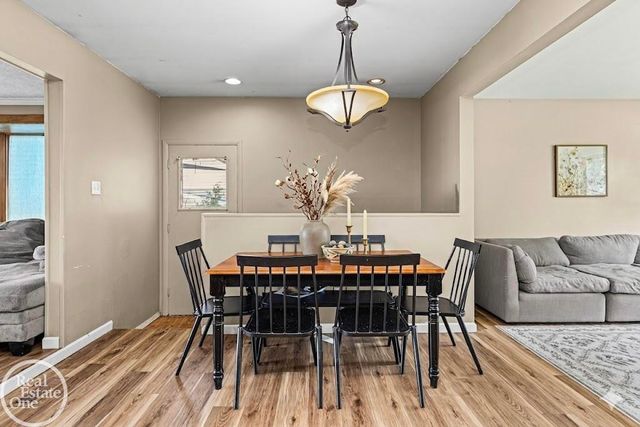 42251 BETLEY Drive, Sterling Heights, MI 48313