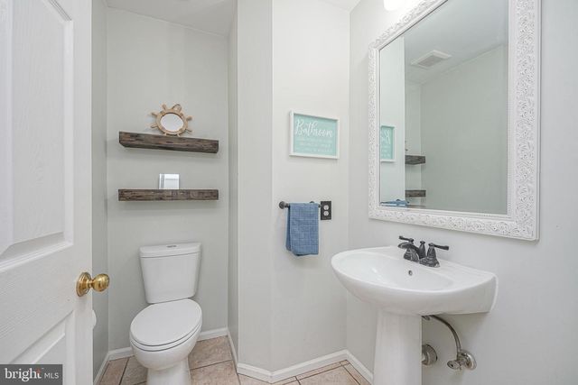 11 WATERFORD DR, Lumberton, NJ 08048