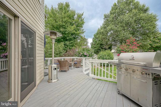 11 WATERFORD DR, Lumberton, NJ 08048