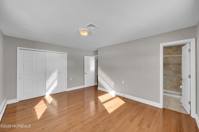 16 Mirador Court, Berkeley, NJ 08721