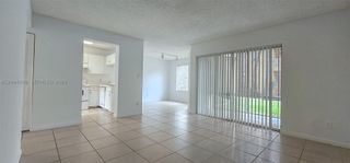 990 Coral Club Dr 990, Coral Springs, FL 33071
