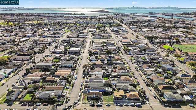 1530 Maine Ave, Richmond, CA 94804