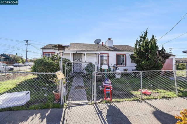 1530 Maine Ave, Richmond, CA 94804