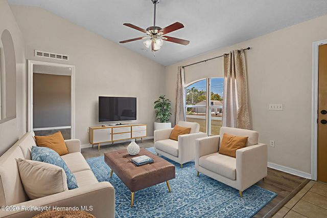 351 Upland Avenue, Spring Hill, FL 34606