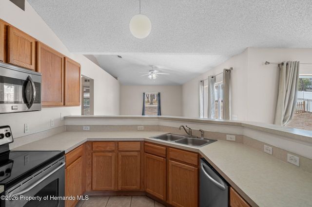 351 Upland Avenue, Spring Hill, FL 34606