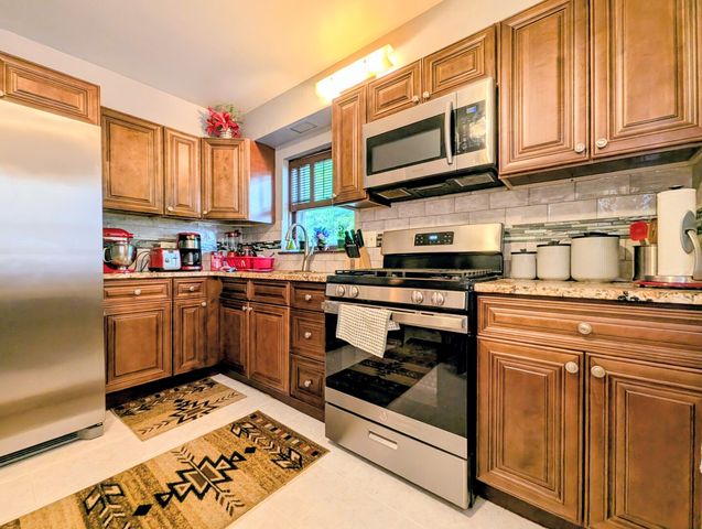 4229 N Keystone Avenue 3H, Chicago, IL 60641