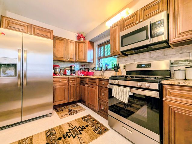 4229 N Keystone Avenue 3H, Chicago, IL 60641