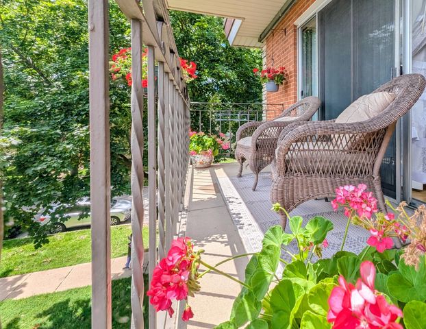 4229 N Keystone Avenue 3H, Chicago, IL 60641