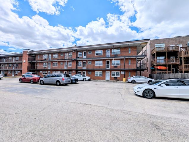 4229 N Keystone Avenue 3H, Chicago, IL 60641