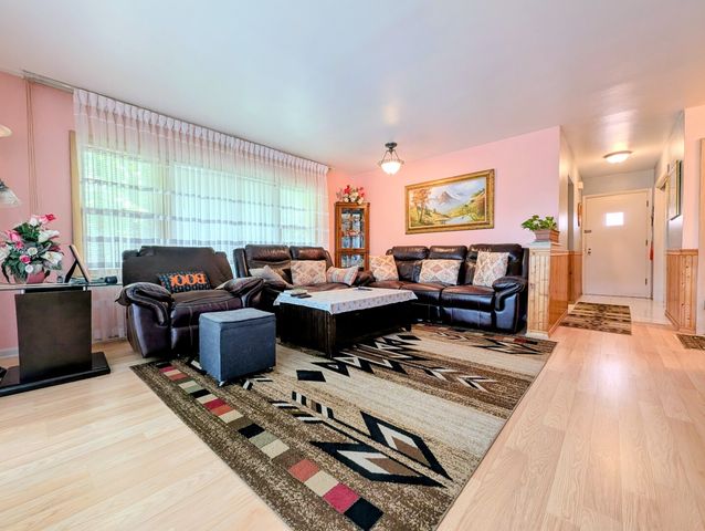 4229 N Keystone Avenue 3H, Chicago, IL 60641