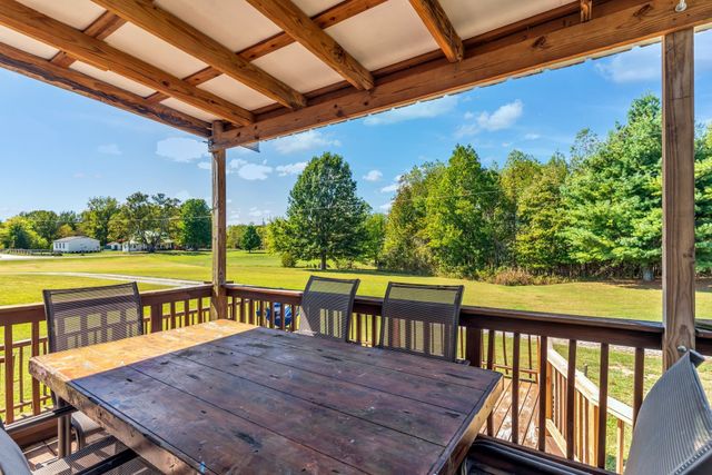 2309 W Mount Vernon Rd, Bethpage, TN 37022