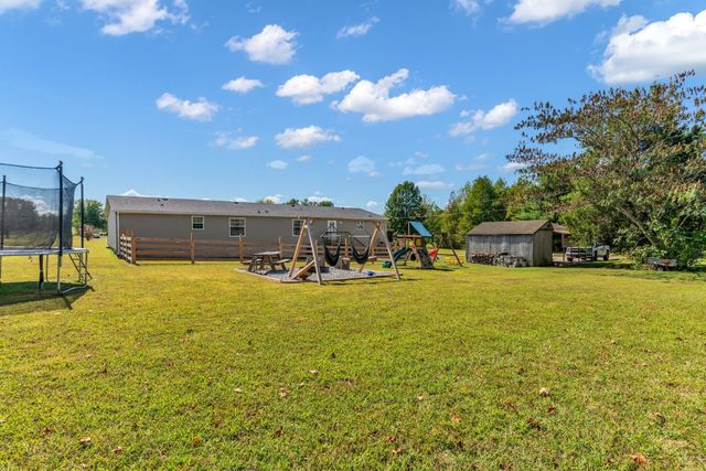 2309 W Mount Vernon Rd, Bethpage, TN 37022