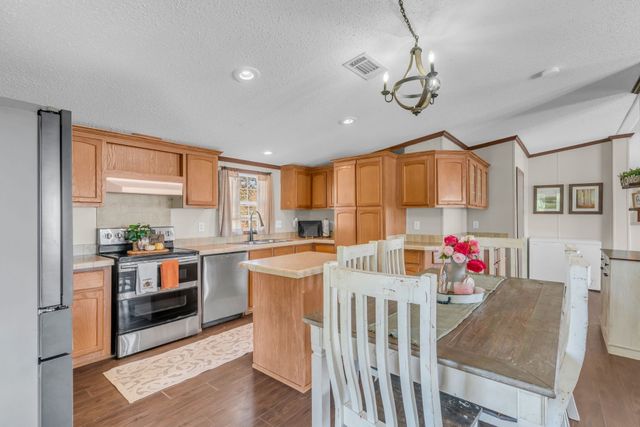 2309 W Mount Vernon Rd, Bethpage, TN 37022