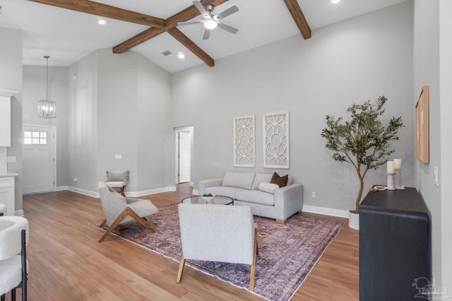 8322 Vickie St, Pensacola, FL 32514