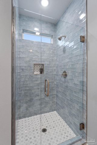 8322 Vickie St, Pensacola, FL 32514