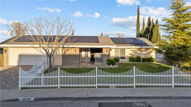 43638 21st Street West, Lancaster, CA 93536