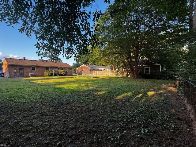 5425 W Norfolk RD, Portsmouth, VA 23703
