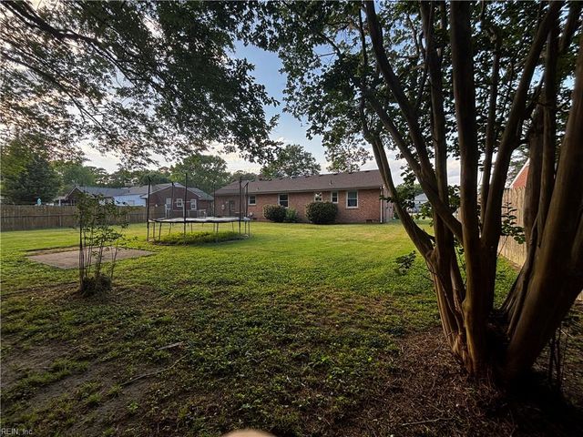 5425 W Norfolk RD, Portsmouth, VA 23703