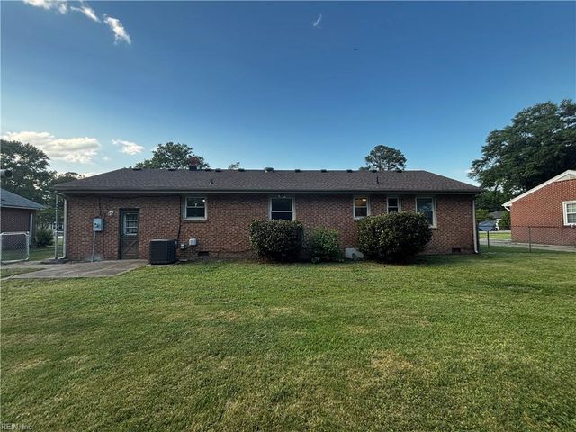 5425 W Norfolk RD, Portsmouth, VA 23703