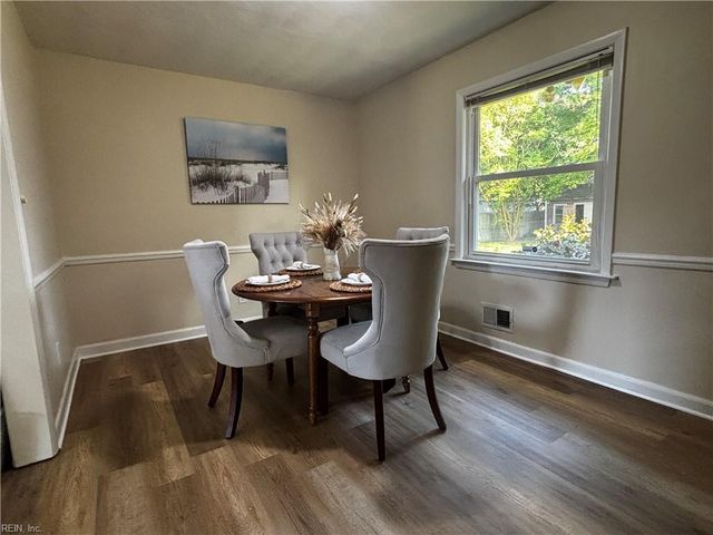 5425 W Norfolk RD, Portsmouth, VA 23703