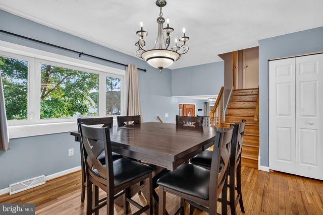 12 WOODBRIDGE RD, Gibbsboro, NJ 08026