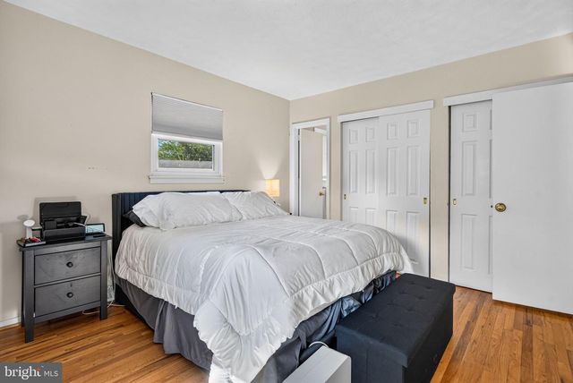 12 WOODBRIDGE RD, Gibbsboro, NJ 08026