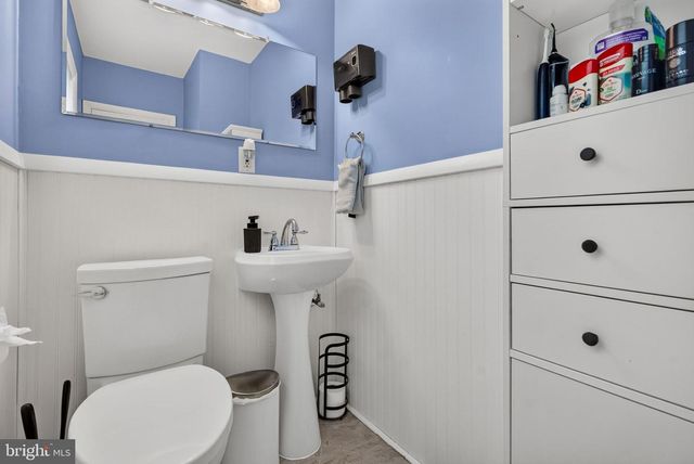 12 WOODBRIDGE RD, Gibbsboro, NJ 08026
