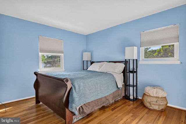 12 WOODBRIDGE RD, Gibbsboro, NJ 08026