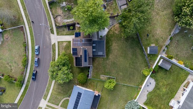 12 WOODBRIDGE RD, Gibbsboro, NJ 08026