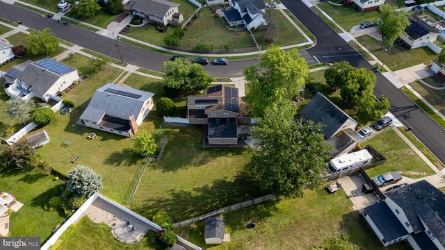 12 WOODBRIDGE RD, Gibbsboro, NJ 08026