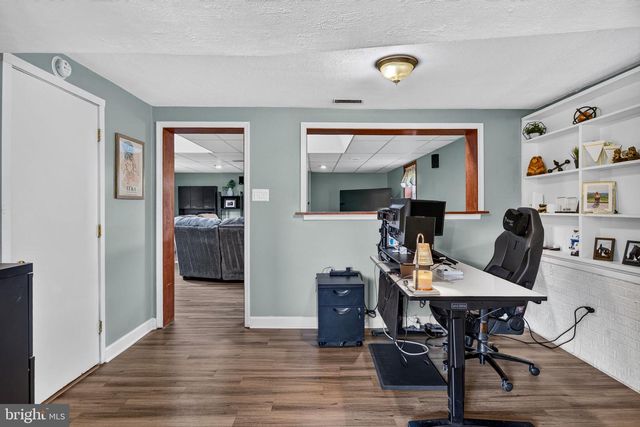 12 WOODBRIDGE RD, Gibbsboro, NJ 08026