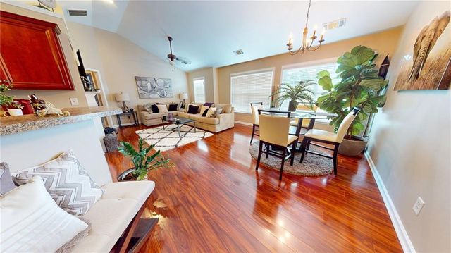 805 Pleasant Hill NW Road 343, Lilburn, GA 30047