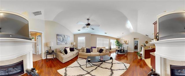 805 Pleasant Hill NW Road 343, Lilburn, GA 30047
