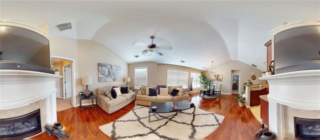805 Pleasant Hill NW Road 343, Lilburn, GA 30047