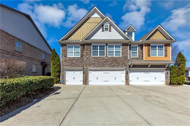 805 Pleasant Hill NW Road 343, Lilburn, GA 30047
