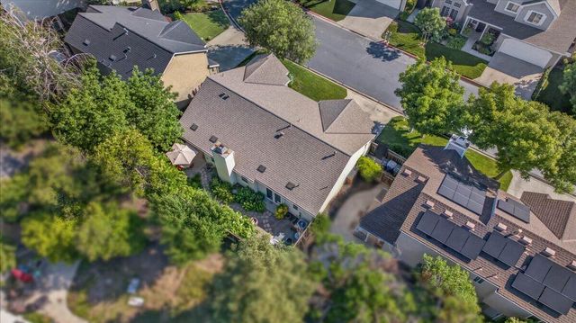 10771 N Windham Bay Circle, Fresno, CA 93730