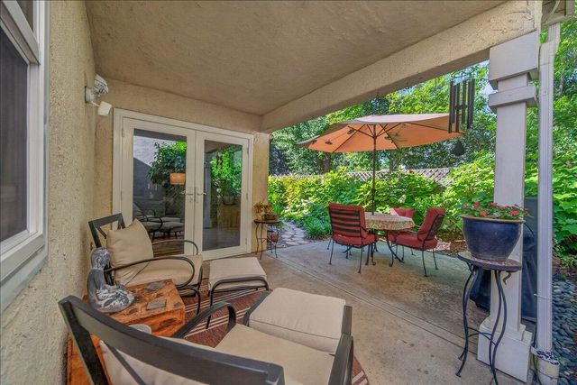 10771 N Windham Bay Circle, Fresno, CA 93730