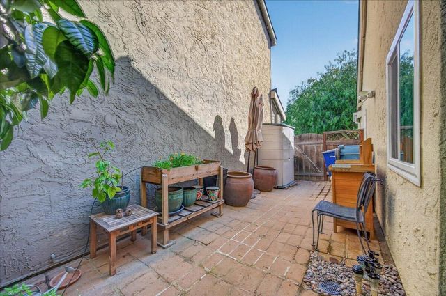 10771 N Windham Bay Circle, Fresno, CA 93730