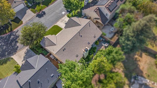 10771 N Windham Bay Circle, Fresno, CA 93730