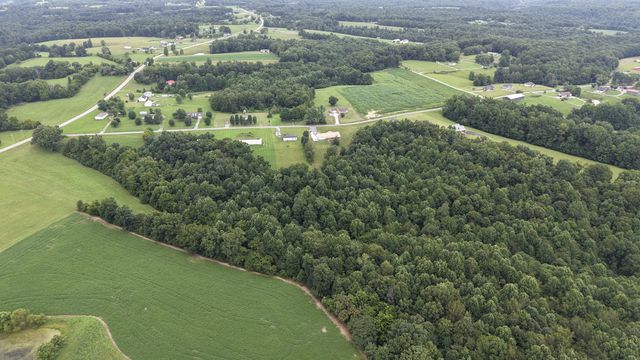 4423 Highland Rd, Lafayette, TN 37083