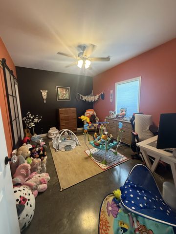 4423 Highland Rd, Lafayette, TN 37083