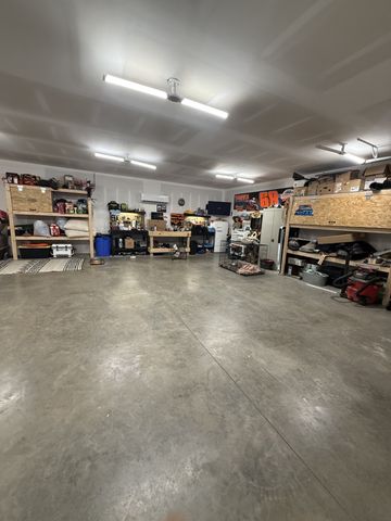 4423 Highland Rd, Lafayette, TN 37083