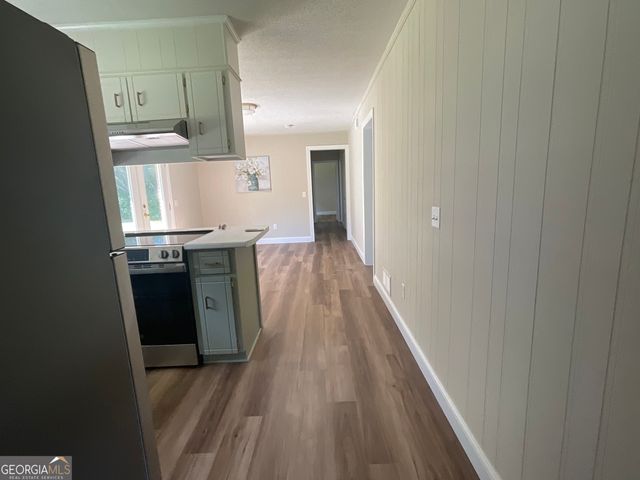 195 Hollywood Avenue, Jesup, GA 31545