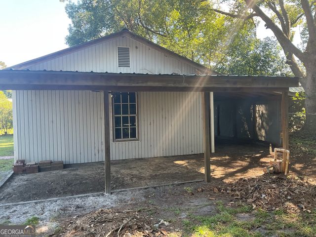 195 Hollywood Avenue, Jesup, GA 31545