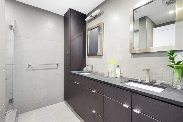 309 E St 22, Boston, MA 02127