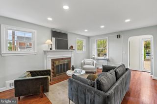 1254 VAN BUREN ST NW, Washington, DC 20012