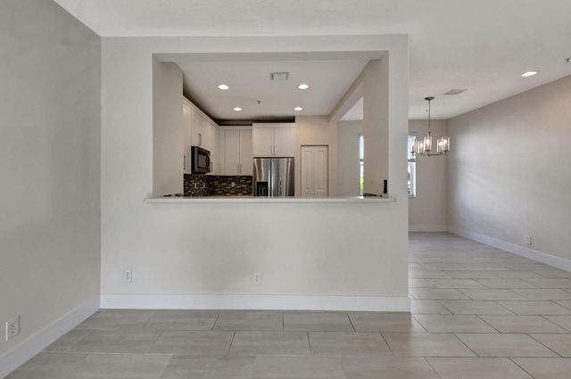 325 Atlantic Grove Way, Delray Beach, FL 33444